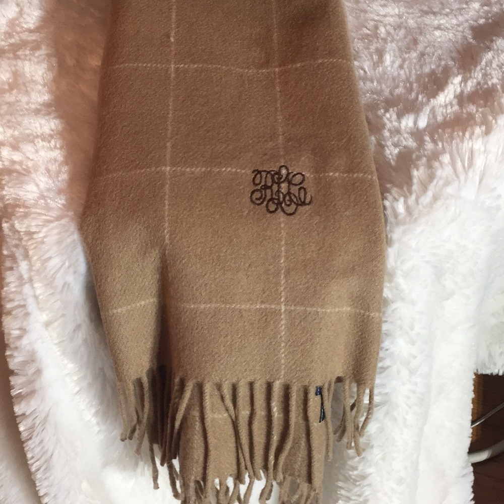 Vintage 💯 Cashmere classic scarf  by Ralph Lauren